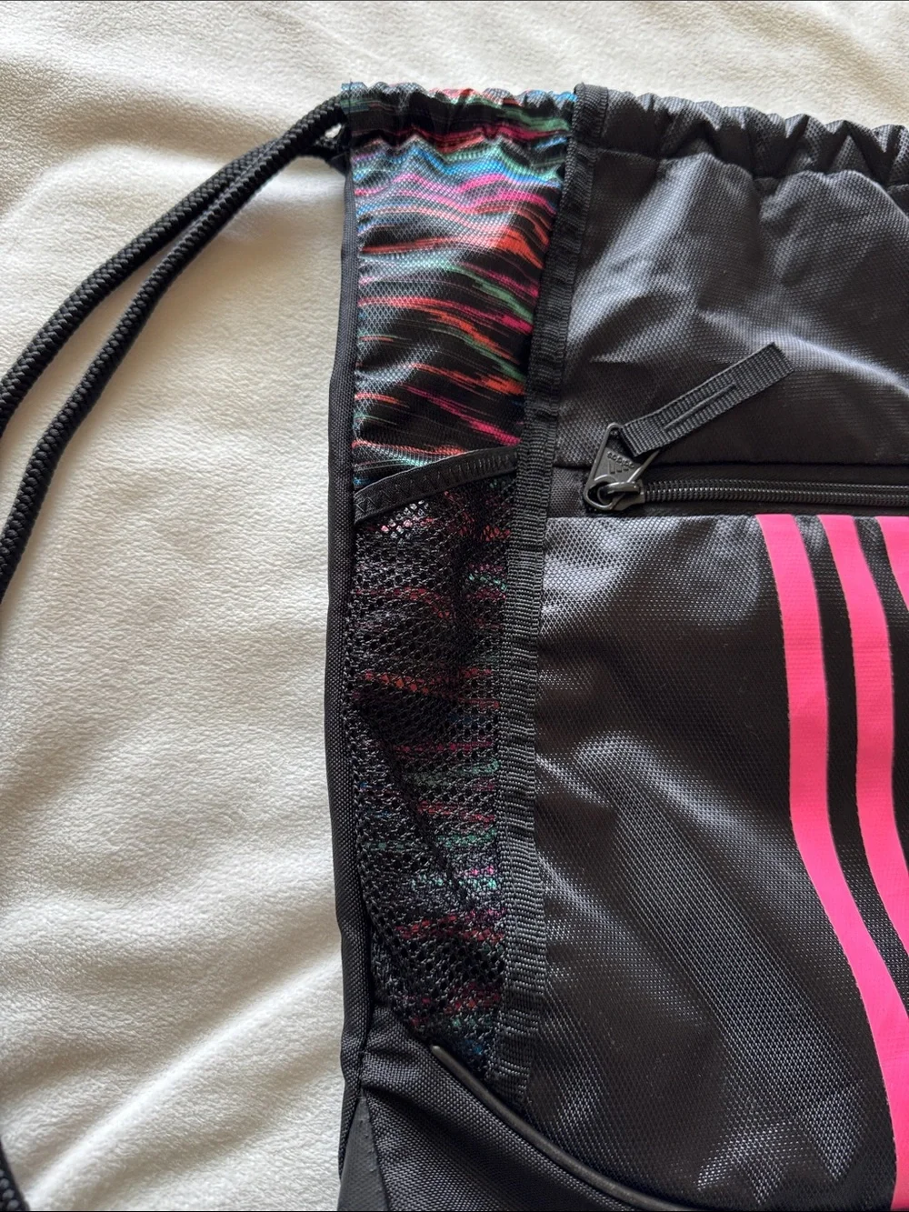 Adidas drawstring back pack - Picture 3 of 10